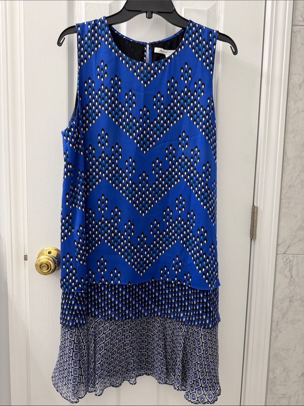 Diane Von Furstenberg Royal Blue and Black Patterned Sleeveless Midi Dress